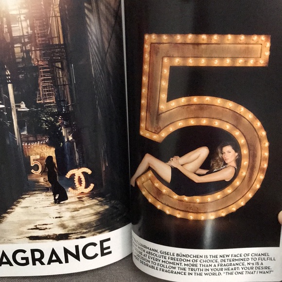 Chanel Magazine Tablebook - Picture 7 of 11